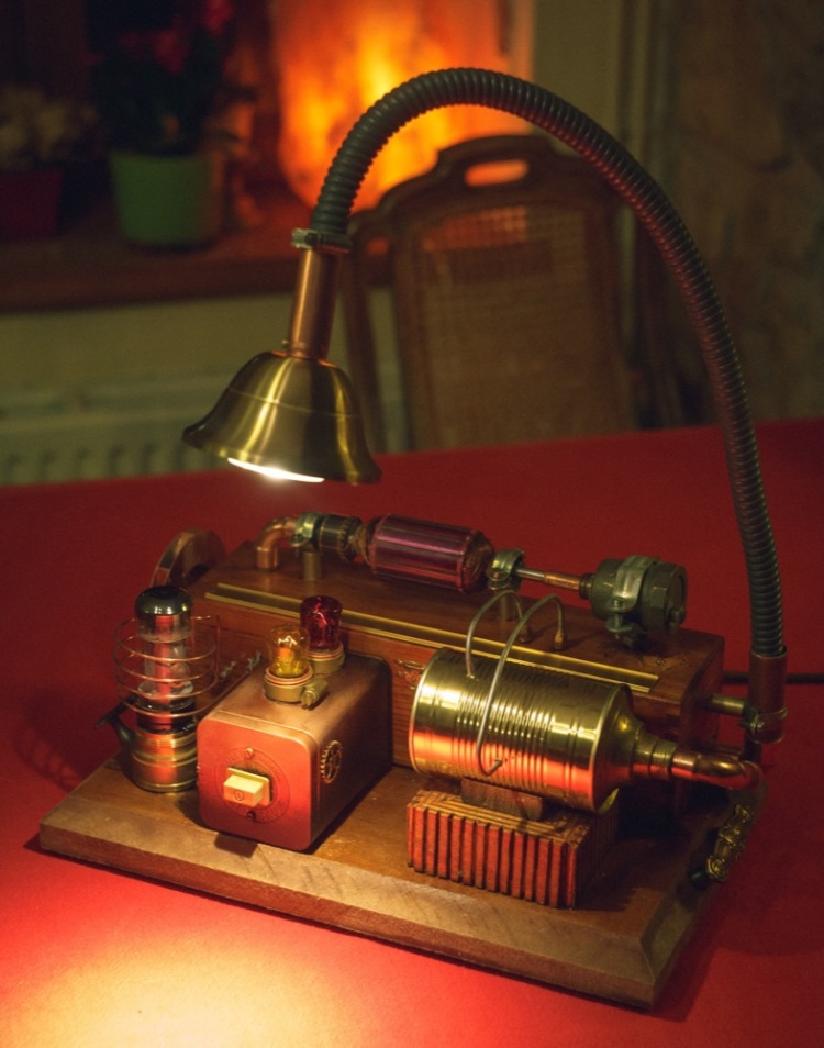 Steampunk Lamp1-1.jpg
